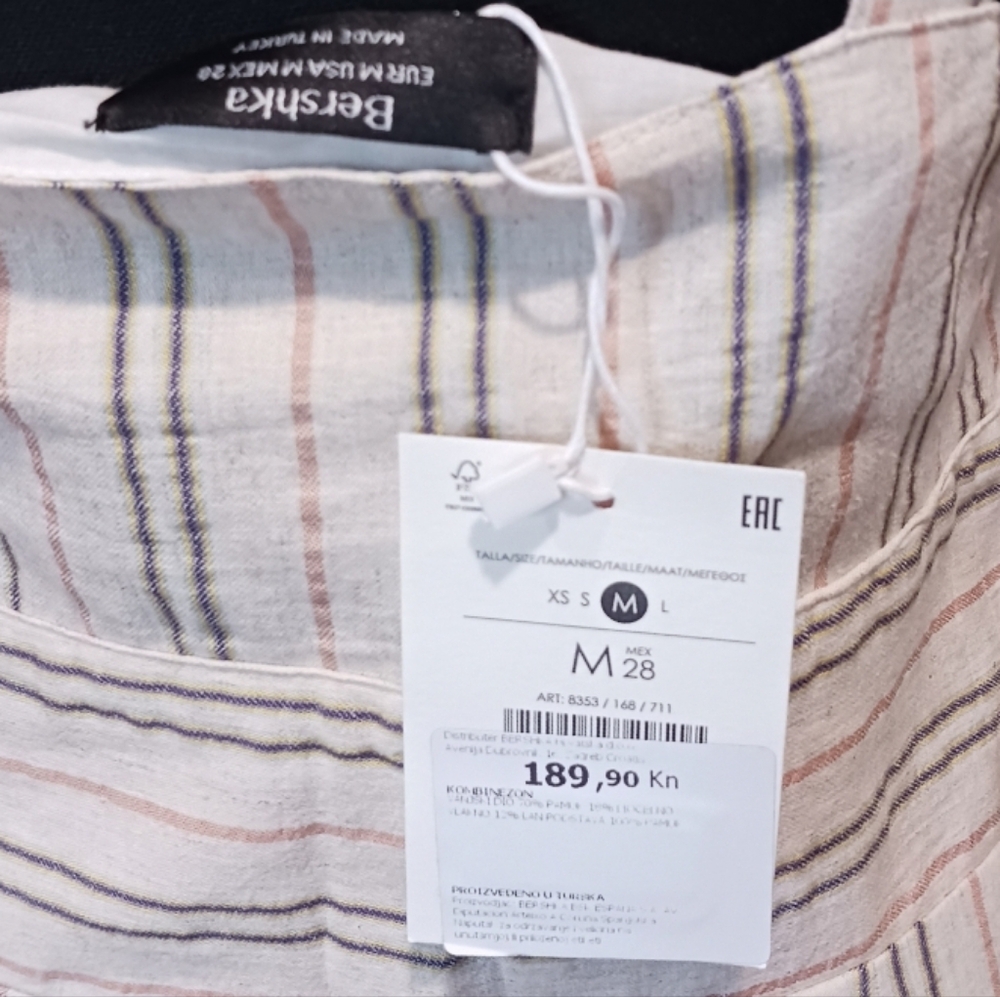 Bershka Striped Tie Front Keyhole Shorts Romper - Picture 9 of 12
